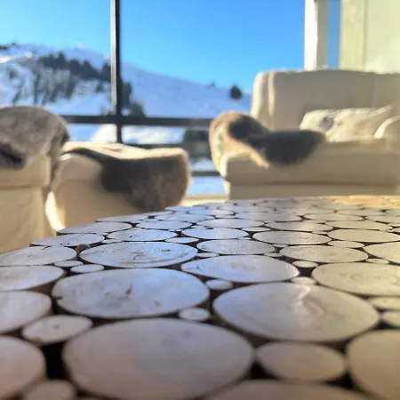 2 Bedroom Apartment, Ski-in/ski-out In Ле-Крозе