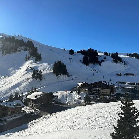 2 Bedroom Apartment, Ski-in/ski-out In Апартаменты *